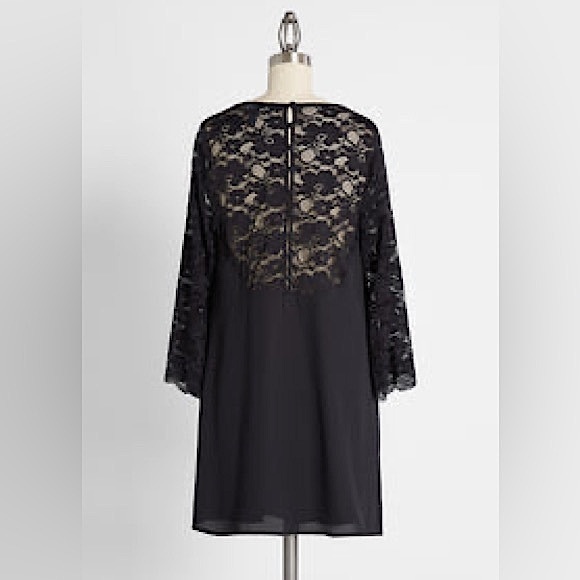 ModCloth Lavished in Lace Shift Dress - Picture 3 of 14